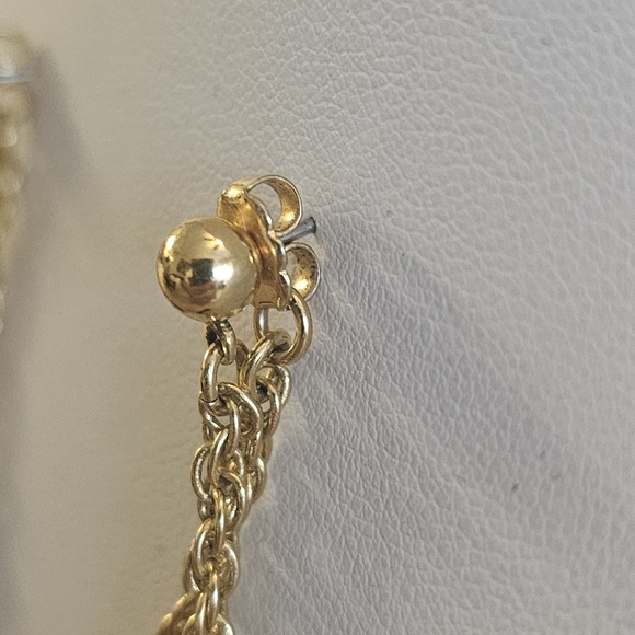 Elegant & Unique Black Spinel Stud Earrings. - Picture 4 of 5